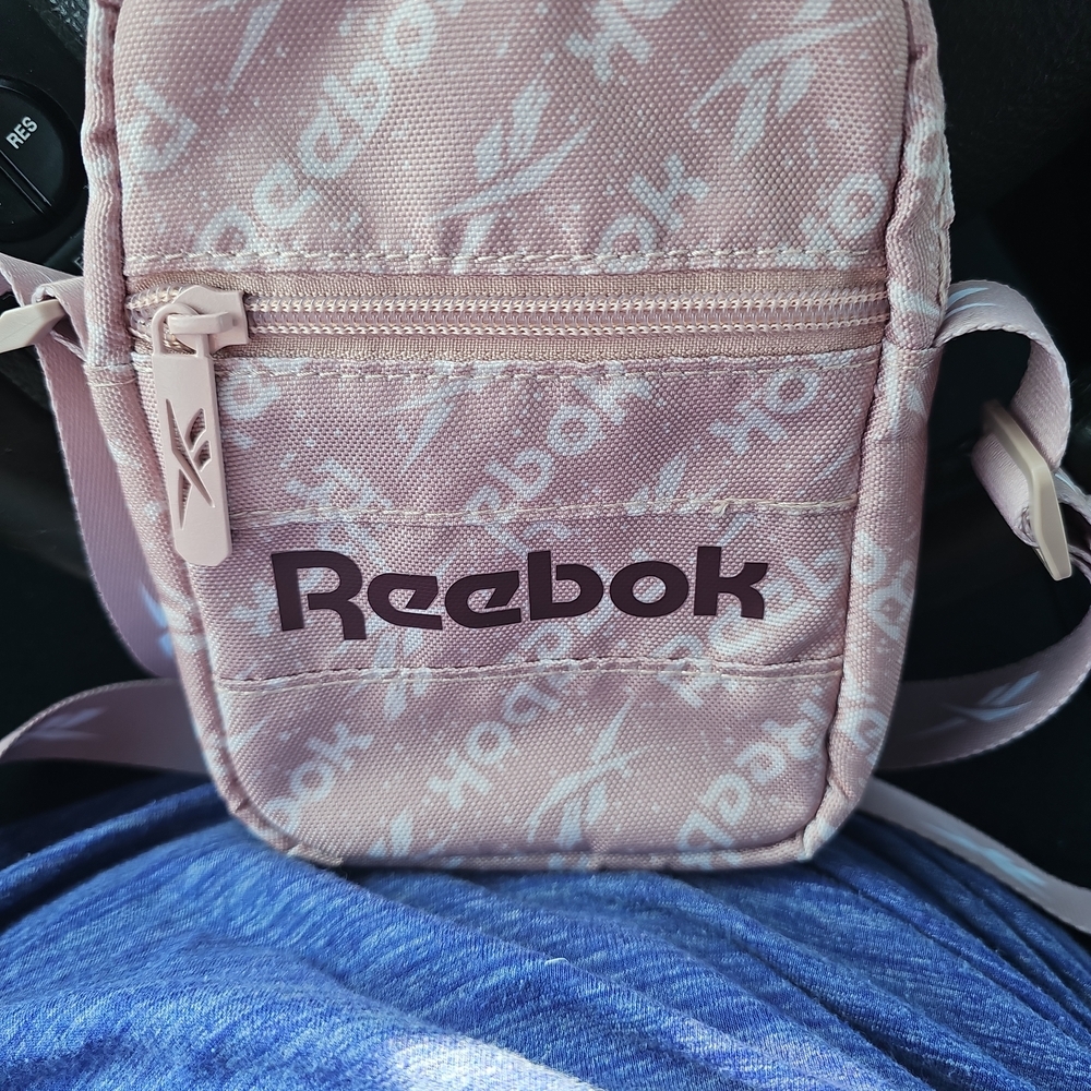 Reebok Mauve‎ Crossbody Bag